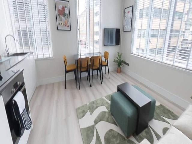 Apartment for rent in Aldgate, Greater London