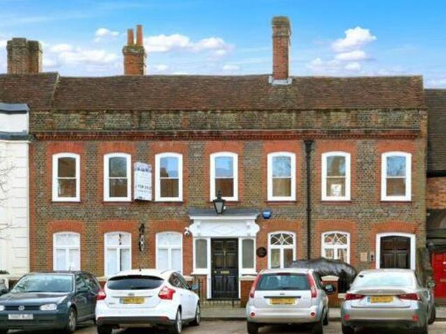 House for sale in Beaconsfield, Penn Bottom