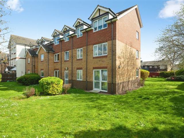 Apartment for rent in Highams Park, Greater London
