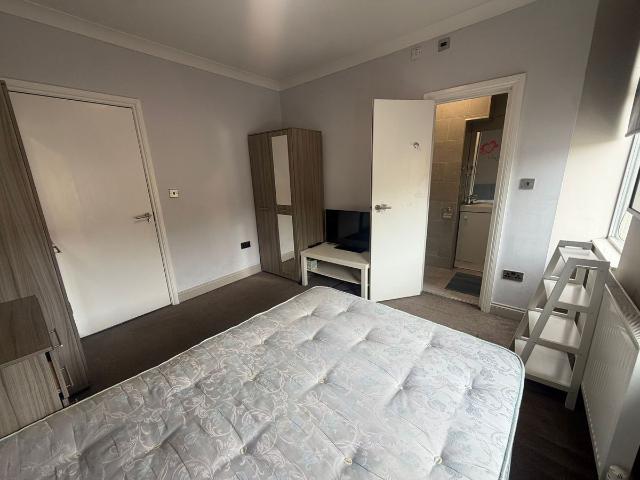 Studio for rent in Harrow Weald, Greater London
