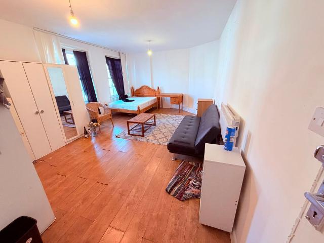 Studio for rent in Greater London