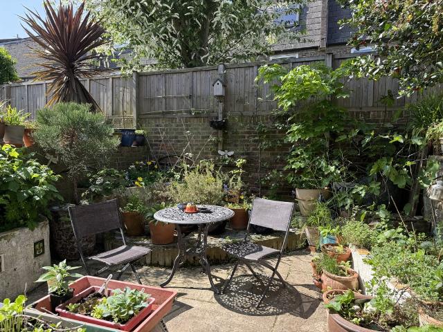 Studio for rent in London Borough of Islington, Greater London