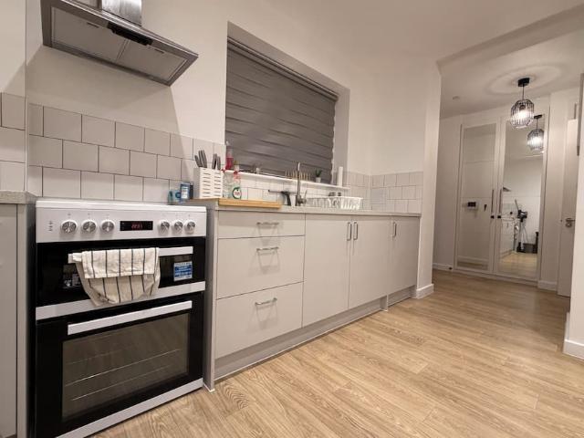 Apartment for rent in Gascoigne Estate, Greater London