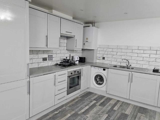 Apartment for rent in London Borough of Barking and Dagenham, Greater London