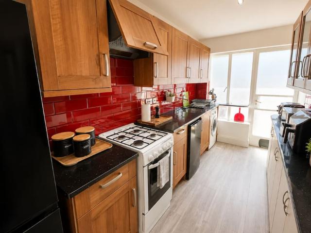 House for rent in London Borough of Redbridge, Greater London