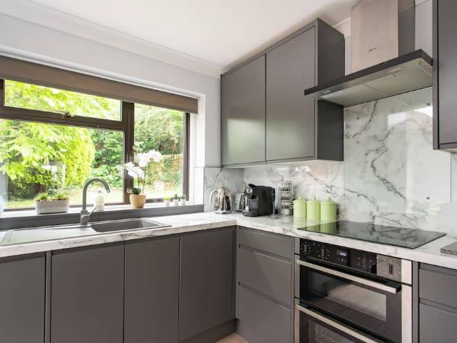 House for rent in London Borough of Redbridge, Greater London