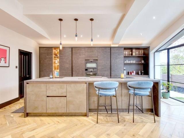 House for rent in London Borough of Redbridge, Greater London