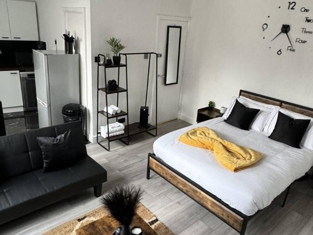 Apartment for rent in Royal Borough of Kingston upon Thames, Greater London
