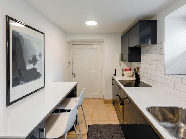 Apartment for rent in London Borough of Richmond upon Thames, Greater London