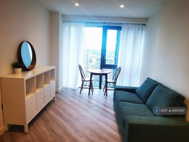 Apartment for rent in Canary Wharf, Greater London