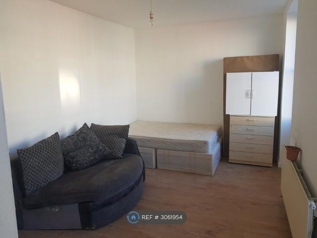 Studio for rent in De Beauvoir Town, Greater London