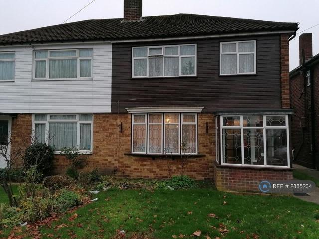 House for rent in Ponders End, Greater London