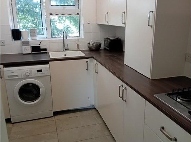 Apartment for rent in Woodford Bridge, Greater London
