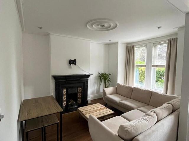 Apartment for rent in West Hendon, The Hyde