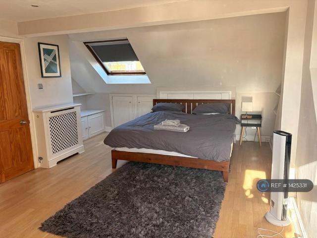 Apartment for rent in Clapham Junction, Greater London