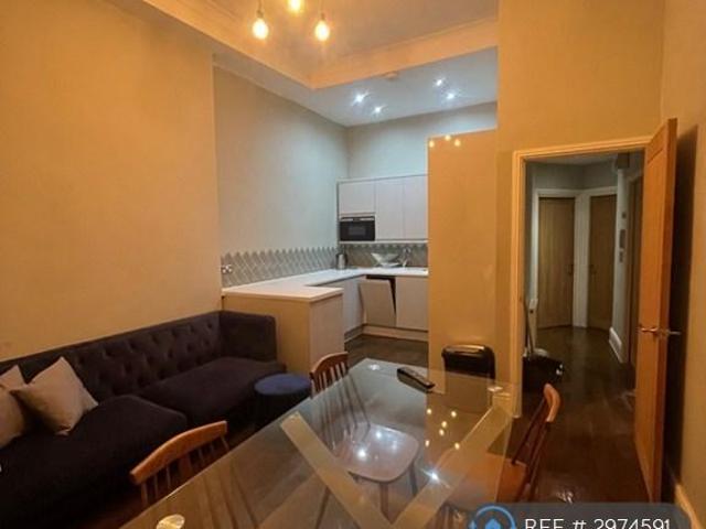 Apartment for rent in Maida Hill, Greater London