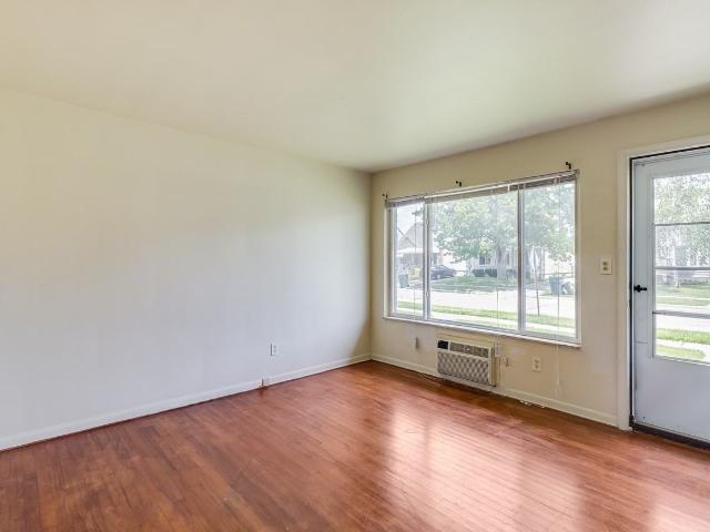 Apartment for rent in Lincoln Park, Michigan
