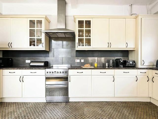 House for rent in Fortis Green, Greater London