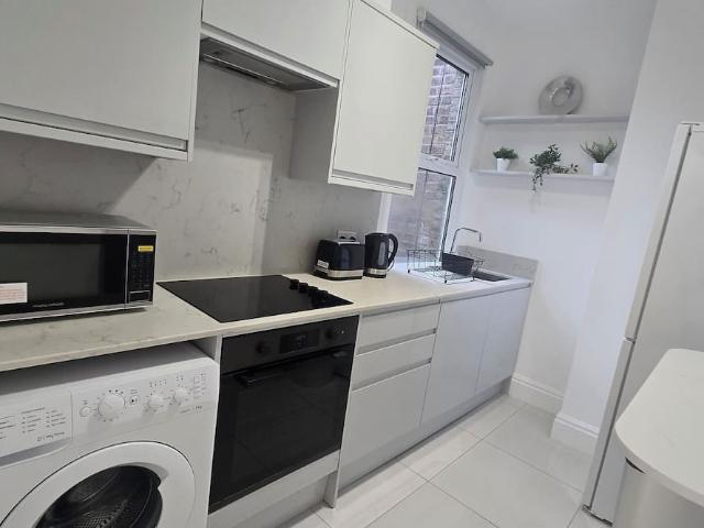 Apartment for rent in London Borough of Enfield, Greater London