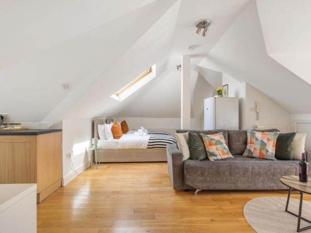 Apartment for rent in London Borough of Enfield, Greater London