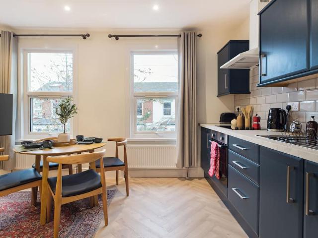 Apartment for rent in Woodlands Park, Greater London