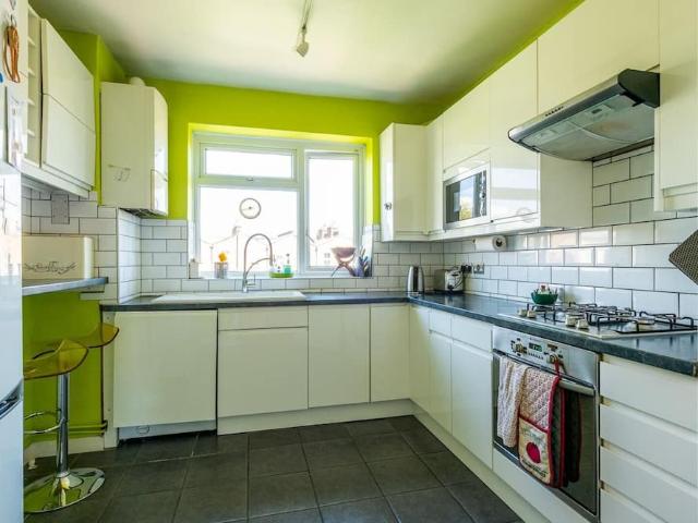 Apartment for rent in London Borough of Hackney, Greater London