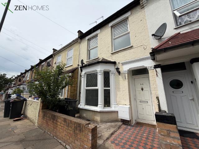 House for rent in Upper Edmonton, Greater London