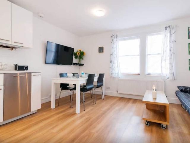 Apartment for rent in London Borough of Islington, Greater London