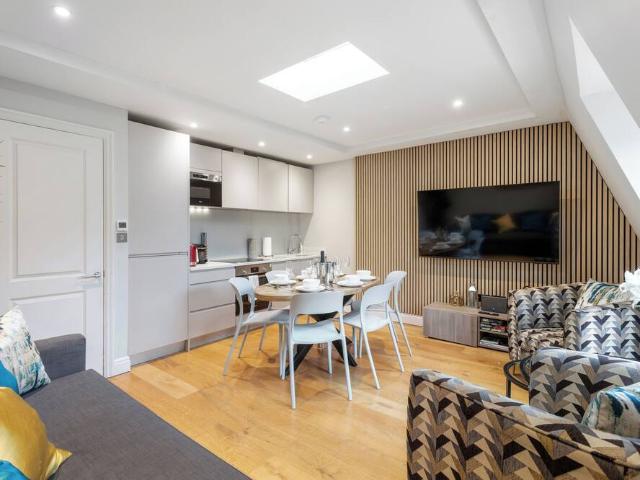 Apartment for rent in Angel, Greater London
