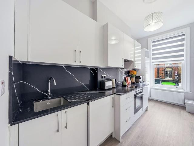 Apartment for rent in Canonbury, Greater London