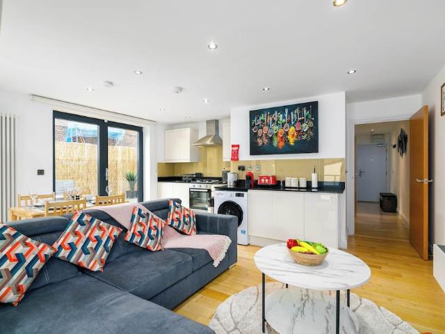 Apartment for rent in London Borough of Hackney, Greater London