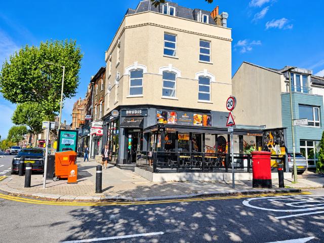 Apartment for rent in London Borough of Barnet, Greater London
