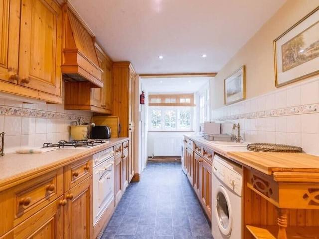 House for rent in London Borough of Barnet, Greater London