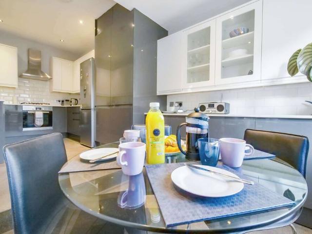 Apartment for rent in London Borough of Barnet, Greater London