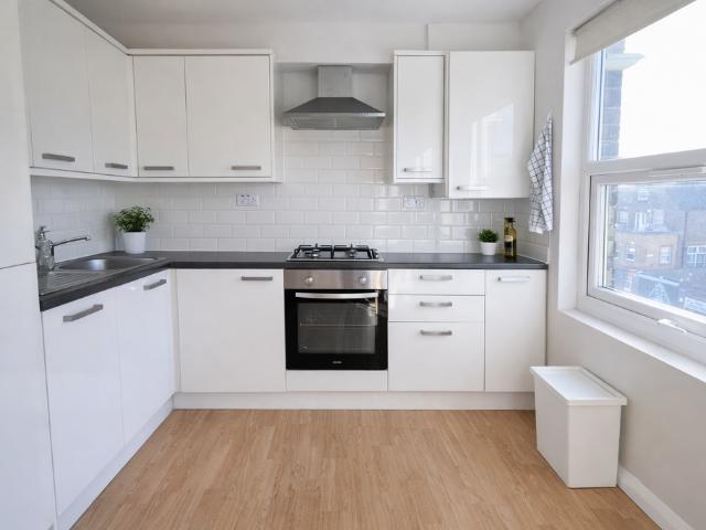 Apartment for rent in Brownswood Park, Greater London