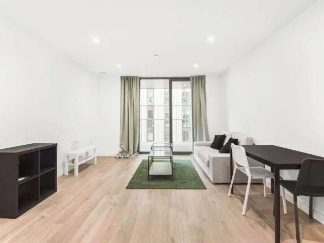 Apartment for rent in Brownswood Park, Stoke Newington