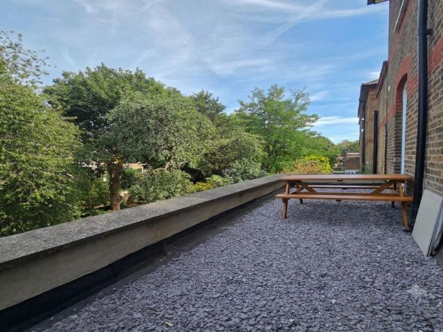 Apartment for rent in Highbury, Greater London