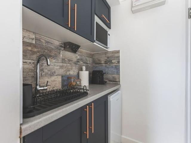 Apartment for rent in Taverner Square, Greater London
