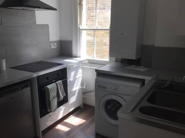 Apartment for rent in Ferme Park, Greater London
