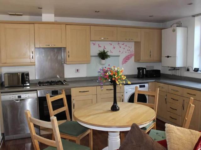 Apartment for rent in Lower Edmonton, Greater London