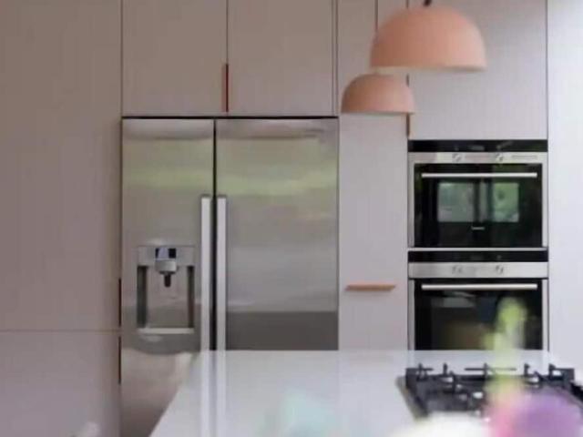 House for rent in Brondesbury Park, Greater London