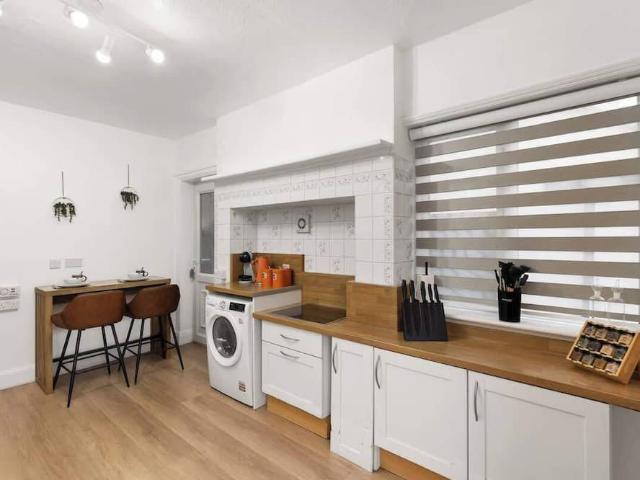 House for rent in London Borough of Barnet, Greater London