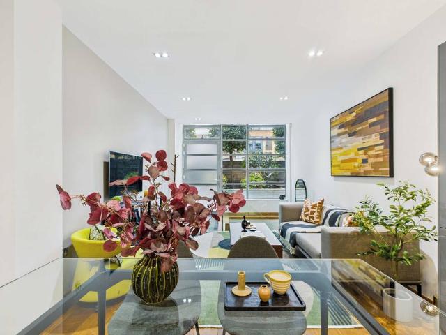 Apartment for rent in London Borough of Camden, Greater London