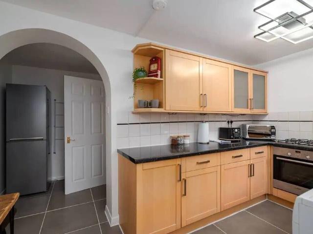 House for rent in Elm Village, Greater London