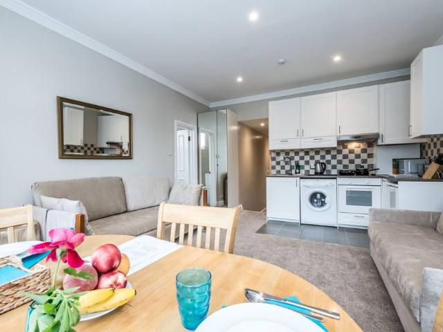 Apartment for rent in Willesden Green, Greater London