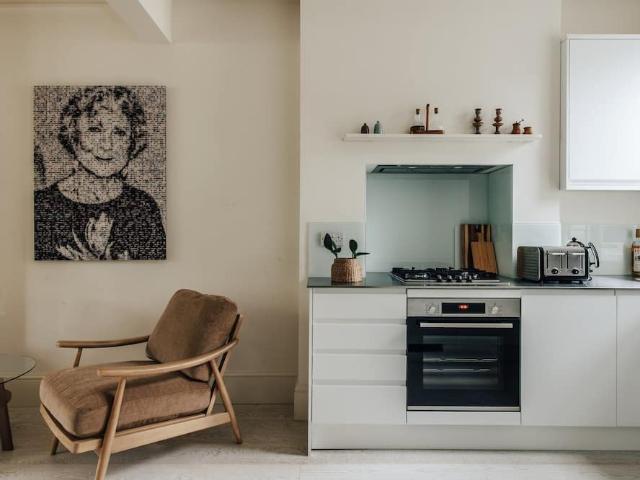Apartment for rent in North End, Greater London