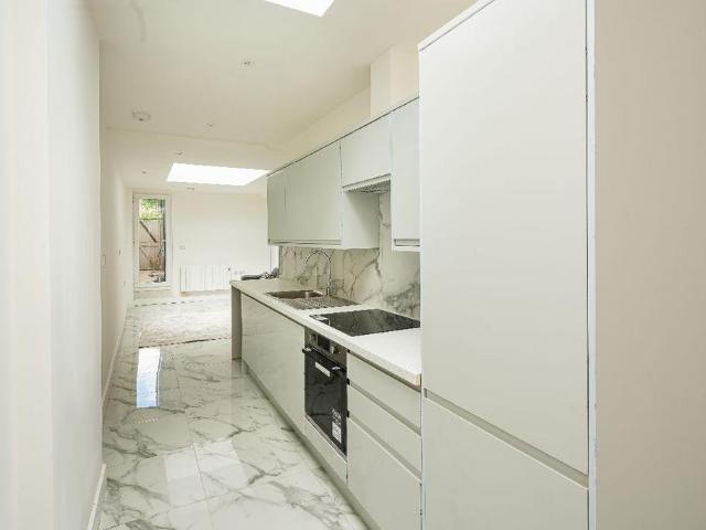 Apartment for rent in Gospel Oak, Greater London