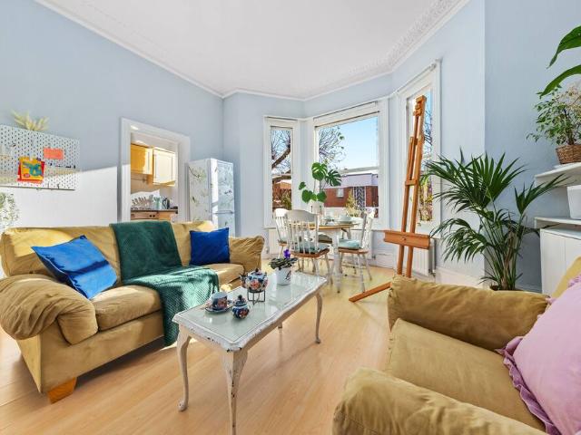 Apartment for rent in South End Green, Greater London