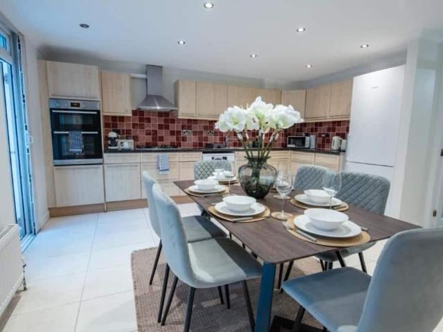 House for rent in Primrose Hill, Greater London
