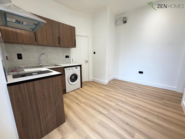 Apartment for rent in The Hyde, Greater London